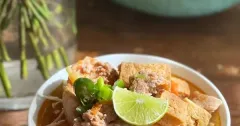 Bún riêu cua sườn non đậm đà dễ nấu tại nhà