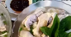 Cách Nấu Phở Gà Thơm Ngon Tại Nhà Với Viên Gia Vị Tiện Lợi