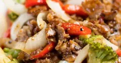 Beef and Broccoli Stir-Fry with Oyster Sauce