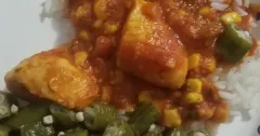 Red Sauce Chicken with Rice and Okra