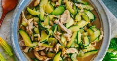 Chicken and Zucchini Stir-Fry