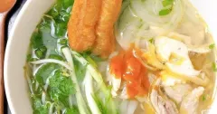 Phở gà ta nước dùng trong ngọt