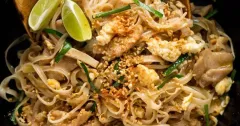 Chicken Pad Thai with Tamarind Sauce