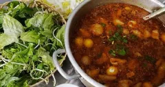 Mì Quảng gà trứng cút đậm đà chuẩn vị miền Trung