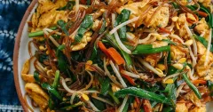 Chao He Cai (Chinese Harmony Stir-Fry)
