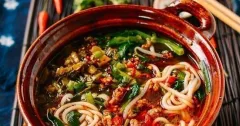 Authentic Yunnan Small Pot Rice Noodle Soup (Xiao Guo Mi Xian)
