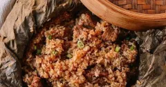 Chinese Steamed Pork Ribs with Glutinous Rice