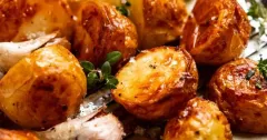 Crispy Garlic and Thyme Roasted Baby Potatoes