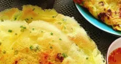 Cách làm Bánh Xèo Nam Bộ Giòn Rụm, Chuẩn Vị Miền Tây