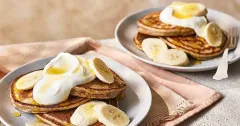 Easy Banana Protein Pancakes