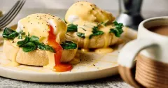 Classic Eggs Florentine with Homemade Hollandaise