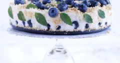 Easy No-Bake Blueberry Mascarpone Cheesecake