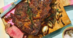 Perfect Pan-Seared and Oven-Roasted Tomahawk Steak