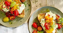 Creamy Mozzarella with Spicy Marinated Tomatoes & Garlic Toast