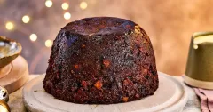 Easy Slow Cooker Christmas Pudding