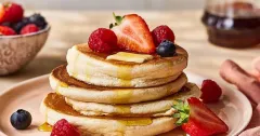 Fluffy Japanese Soufflé Pancakes