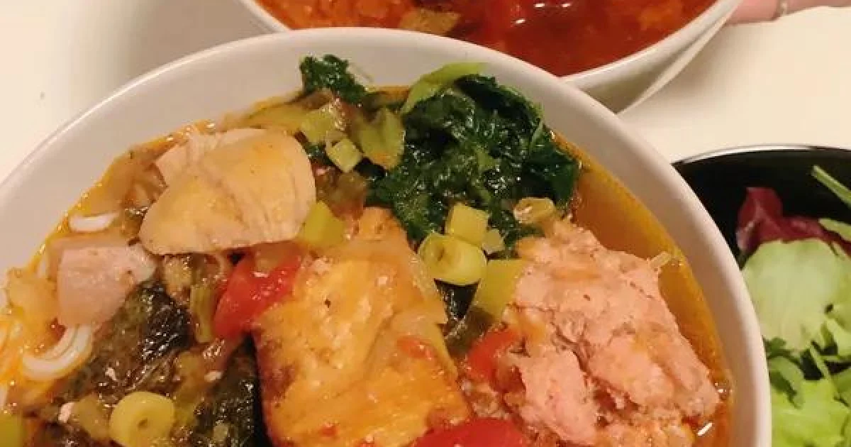 Bún riêu full topping dễ nấu kiểu du học sinh