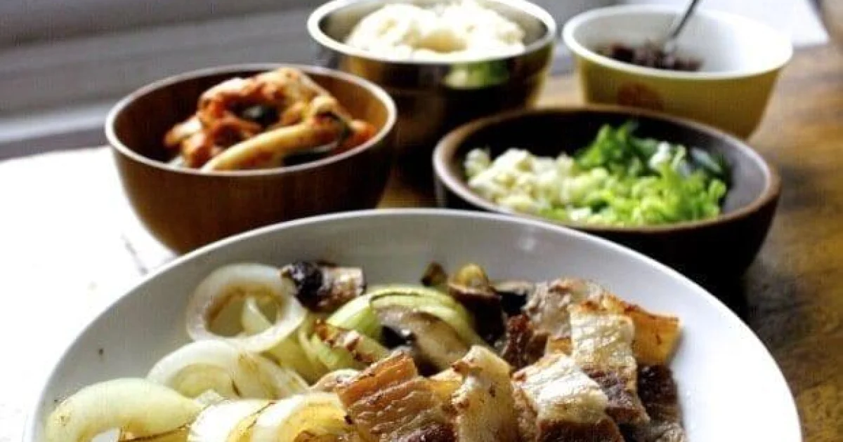 Quick Korean Pork Belly BBQ (Ssam-style)