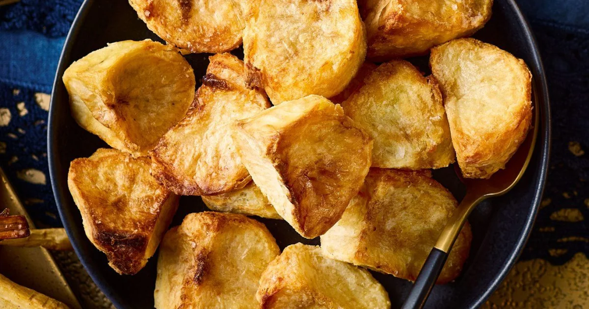 Crispy Air Fryer Roast Potatoes