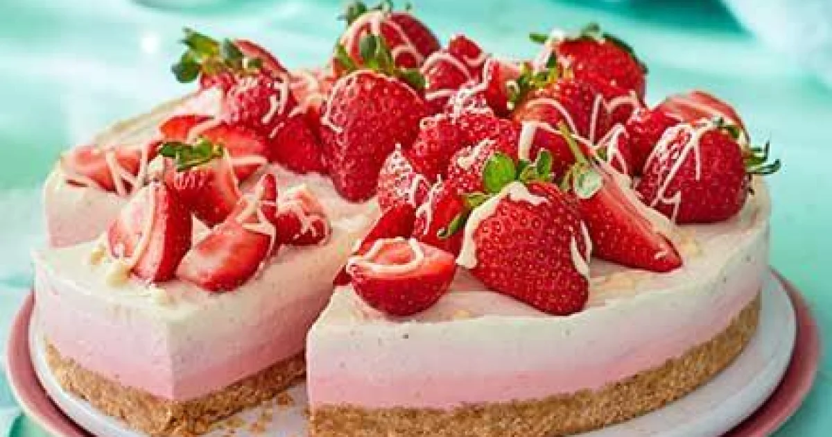 Triple-Layer Berry No-Bake Cheesecake