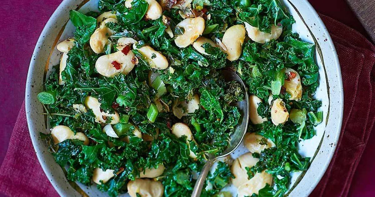 Garlic and Lemon Butter Beans with Kale