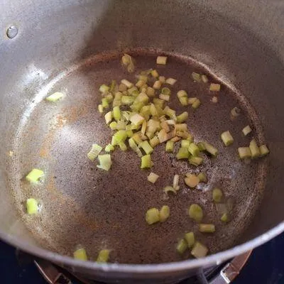 Bước 2
