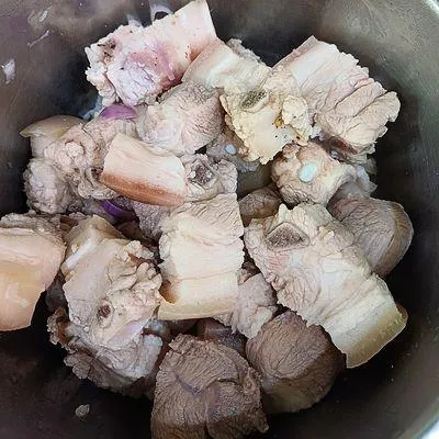 Bước 1
